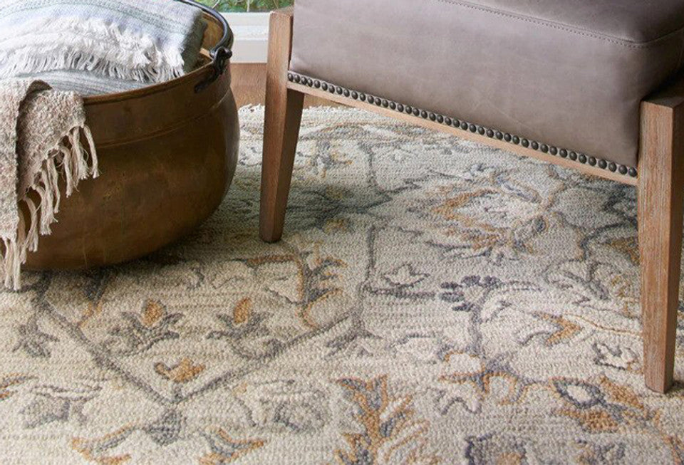 How to Decorate with Traditional Area Rugs