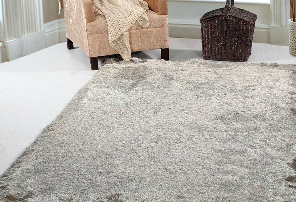 How to Style Your New Coastal Area Rug in Your Living Room